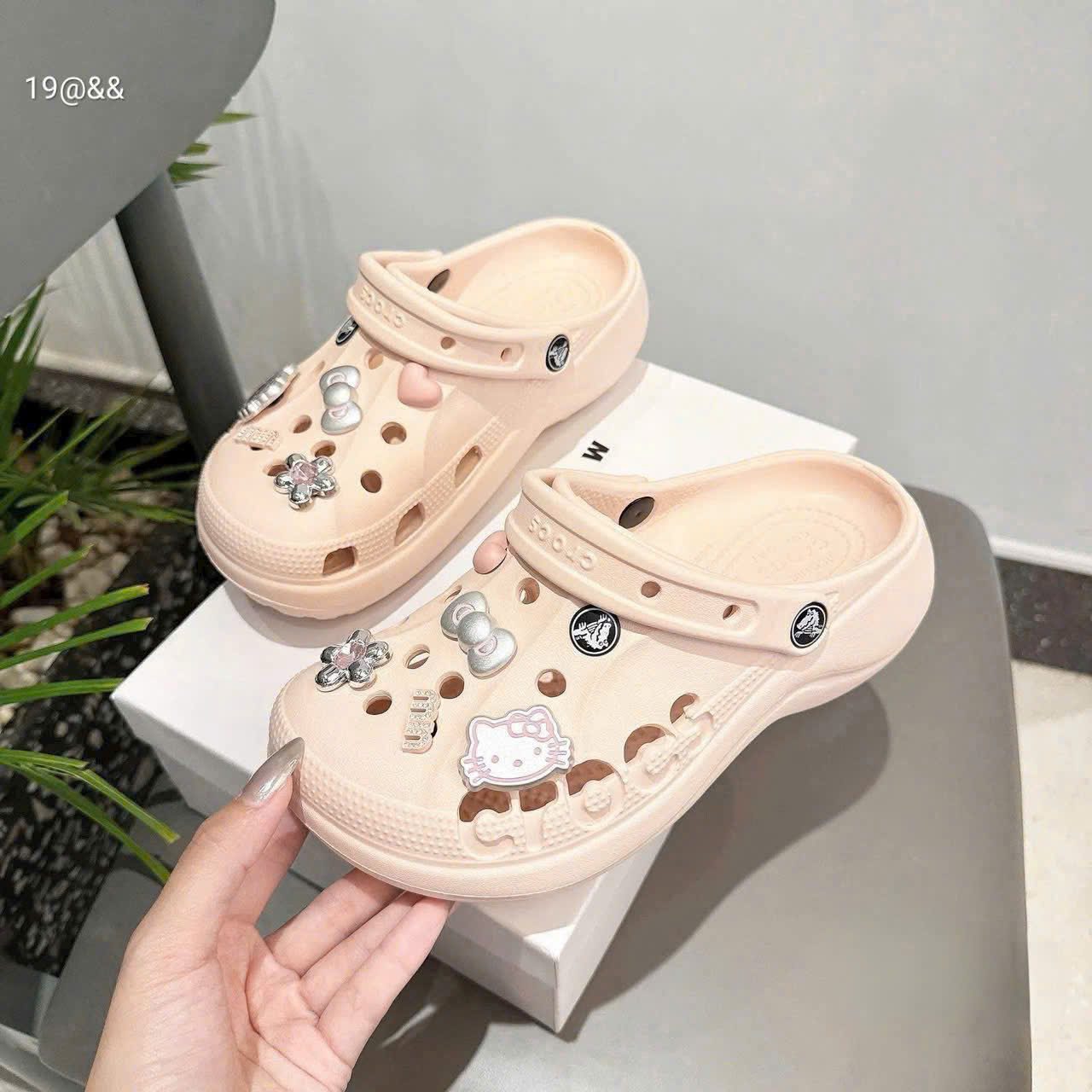 Sục crosc Hồng kem hàng xuất xinh kèm stick