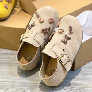 Mọi hot cập bến , da xịn đế đúc