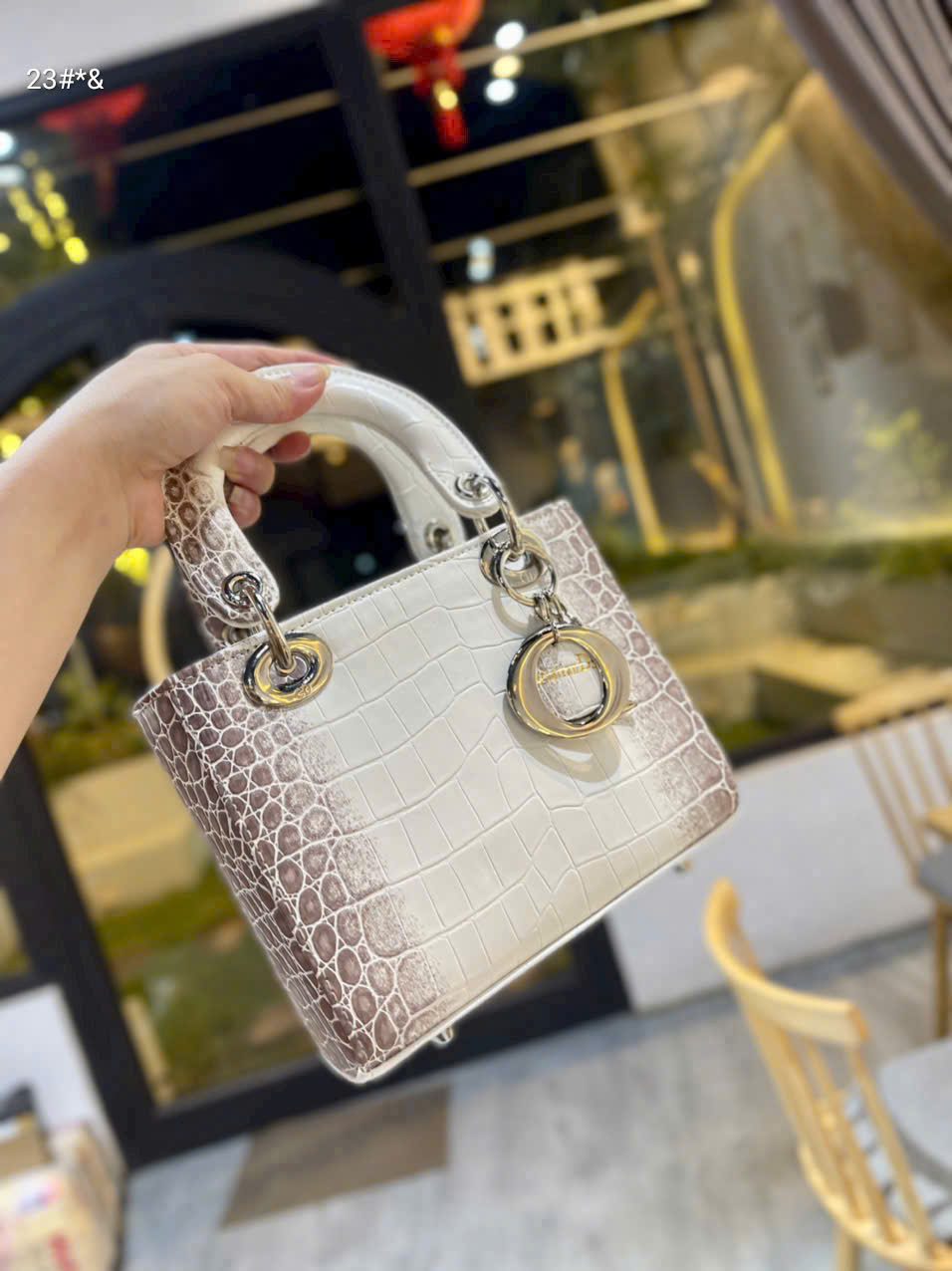 Dior da cá sấu đẹp xuất sắc - Ảnh 3