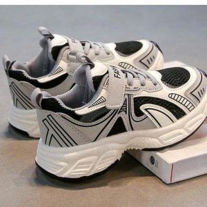 Giầy thể thao cho bé