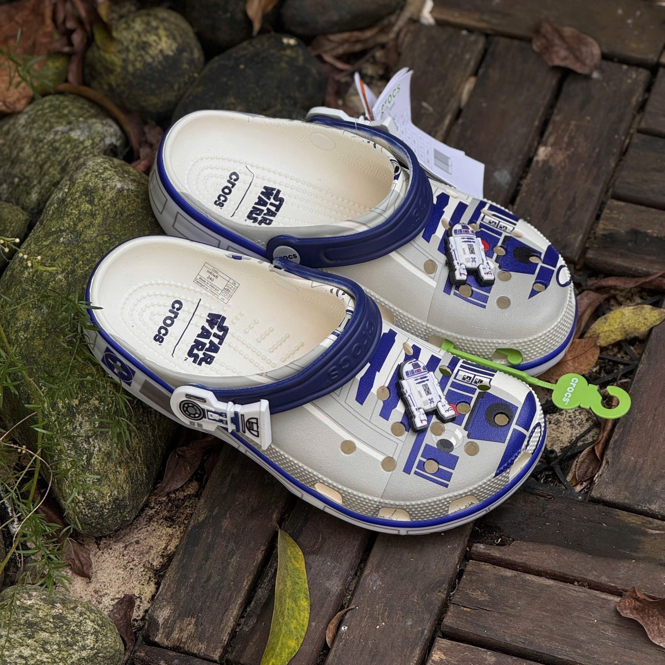 Crocs Người hành tinh xanh kem về Rep 1:1