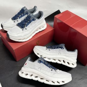 On Cloud running trắng navy Likeauth